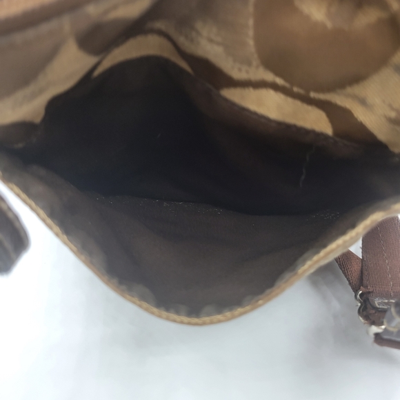 Coach sling bag with wallet - Picture 10 of 13